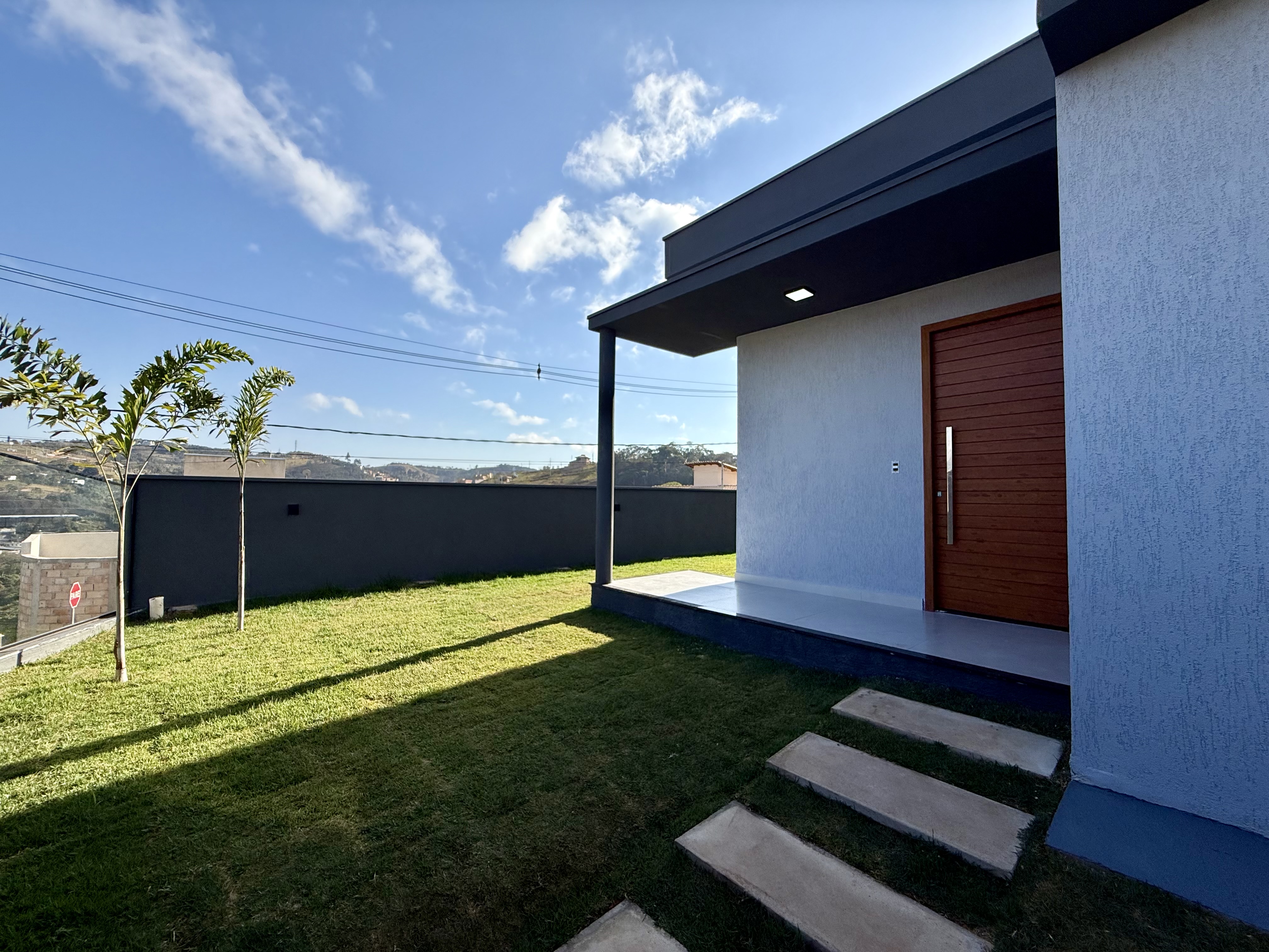 Casa Nova à Venda no Belo Monte, em Itabirito.