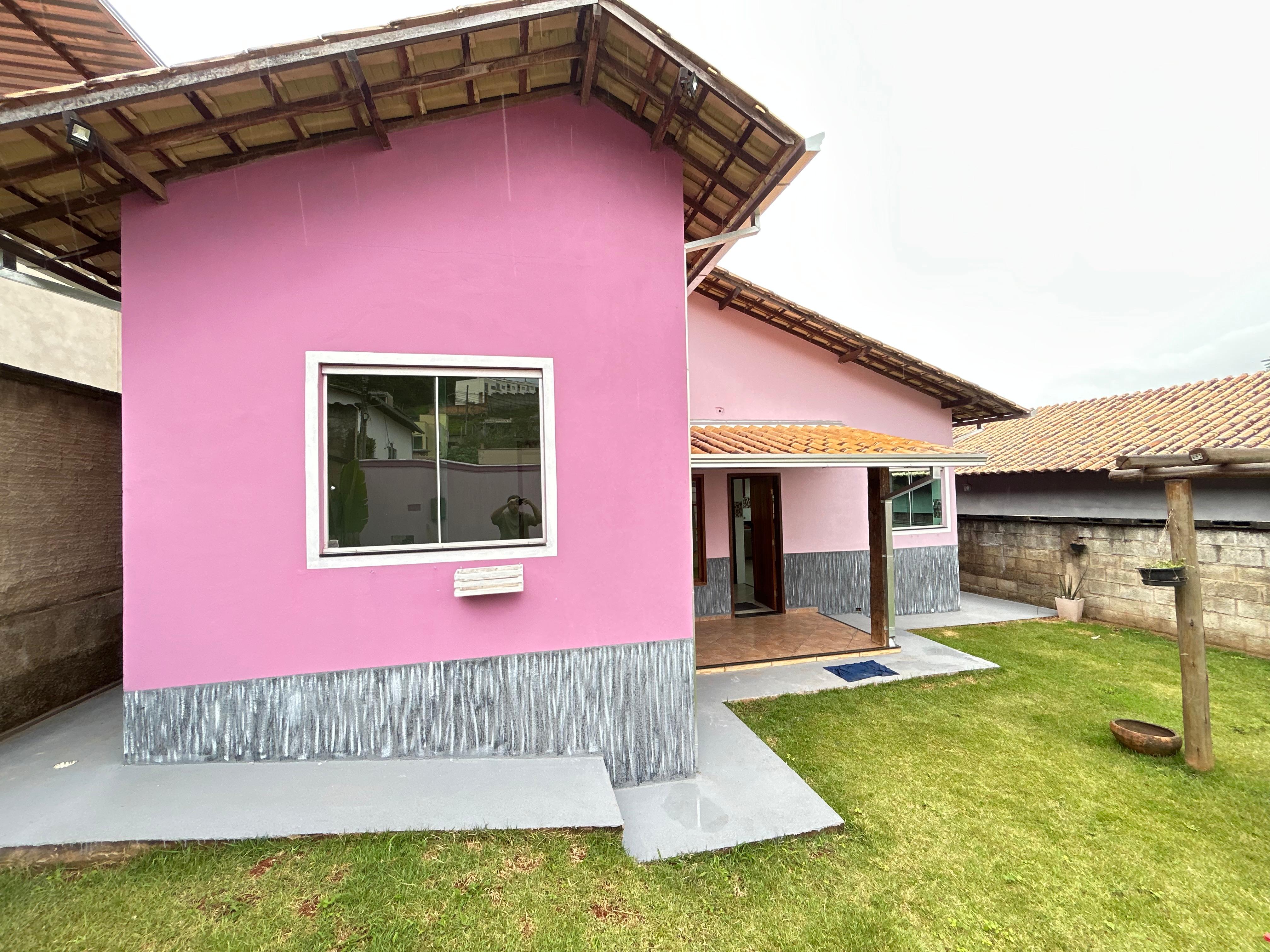 Casa para Locação no Recanto da Mata, Itabirito, 2 Quartos e Quintal Amplo
