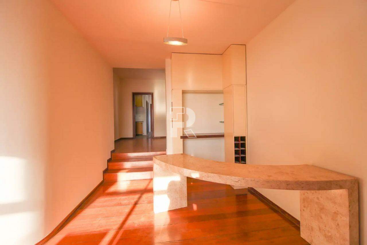 Apartamento à venda, 4 quartos, 1 suíte, 2 vagas, Funcionários - Belo Horizonte/MG