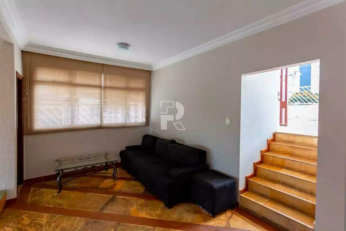 Cobertura à venda, 4 quartos, 1 suíte, 2 vagas, Coração de Jesus - Belo Horizonte/MG