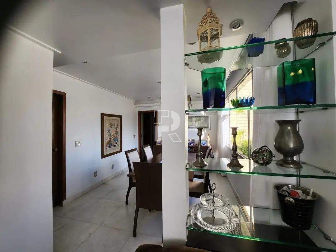 Apartamento à venda, 4 quartos, 1 suíte, 2 vagas, Sion - Belo Horizonte/MG