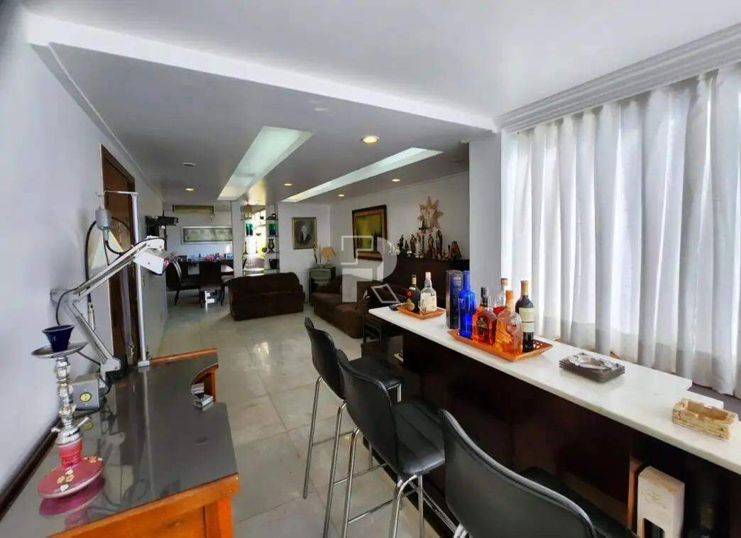 Apartamento à venda, 4 quartos, 1 suíte, 2 vagas, Sion - Belo Horizonte/MG