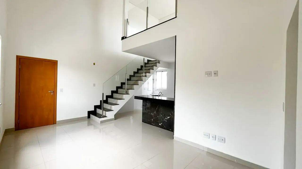 Cobertura Duplex de aproximadamente 130m² à venda - 2 suítes e 3 vagas. 