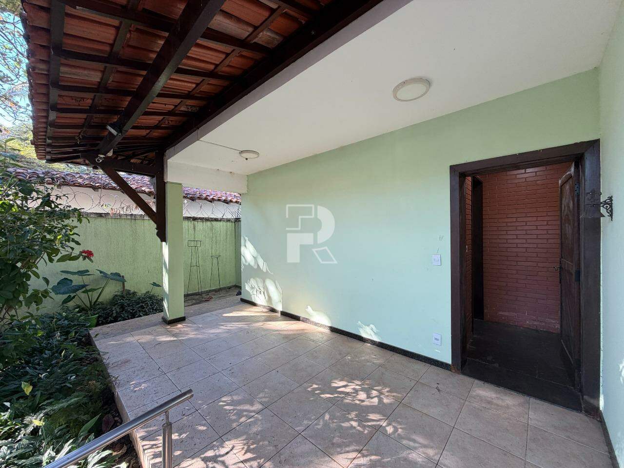 CASA 4 QUARTOS À VENDA - SÃO BENTO 