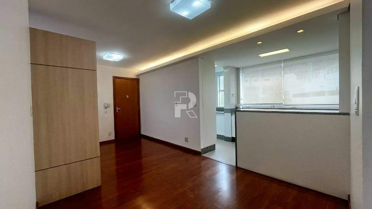 Apartamento – 3 Quartos e 1 suíte e 3 vagas – 85m² – São Pedro 