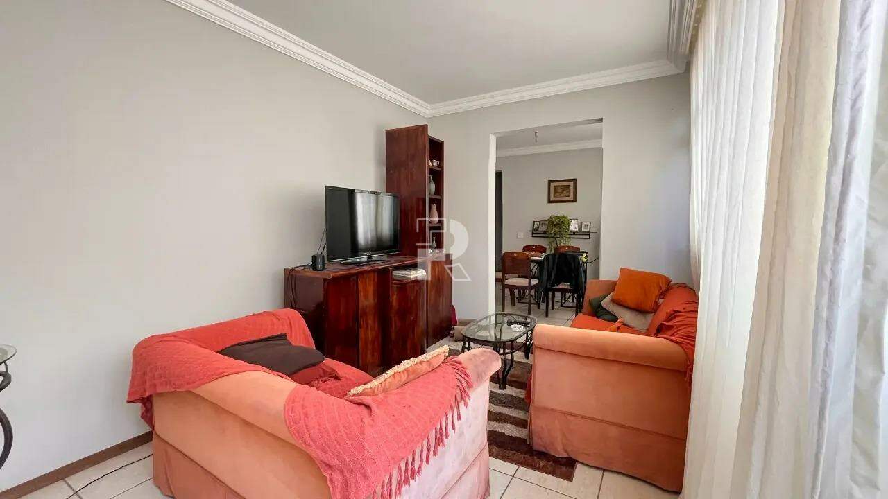 Cobertura Duplex à Venda no Gutierrez – 238m² | 3 Quartos | 1 Suíte | 1 Vaga. 