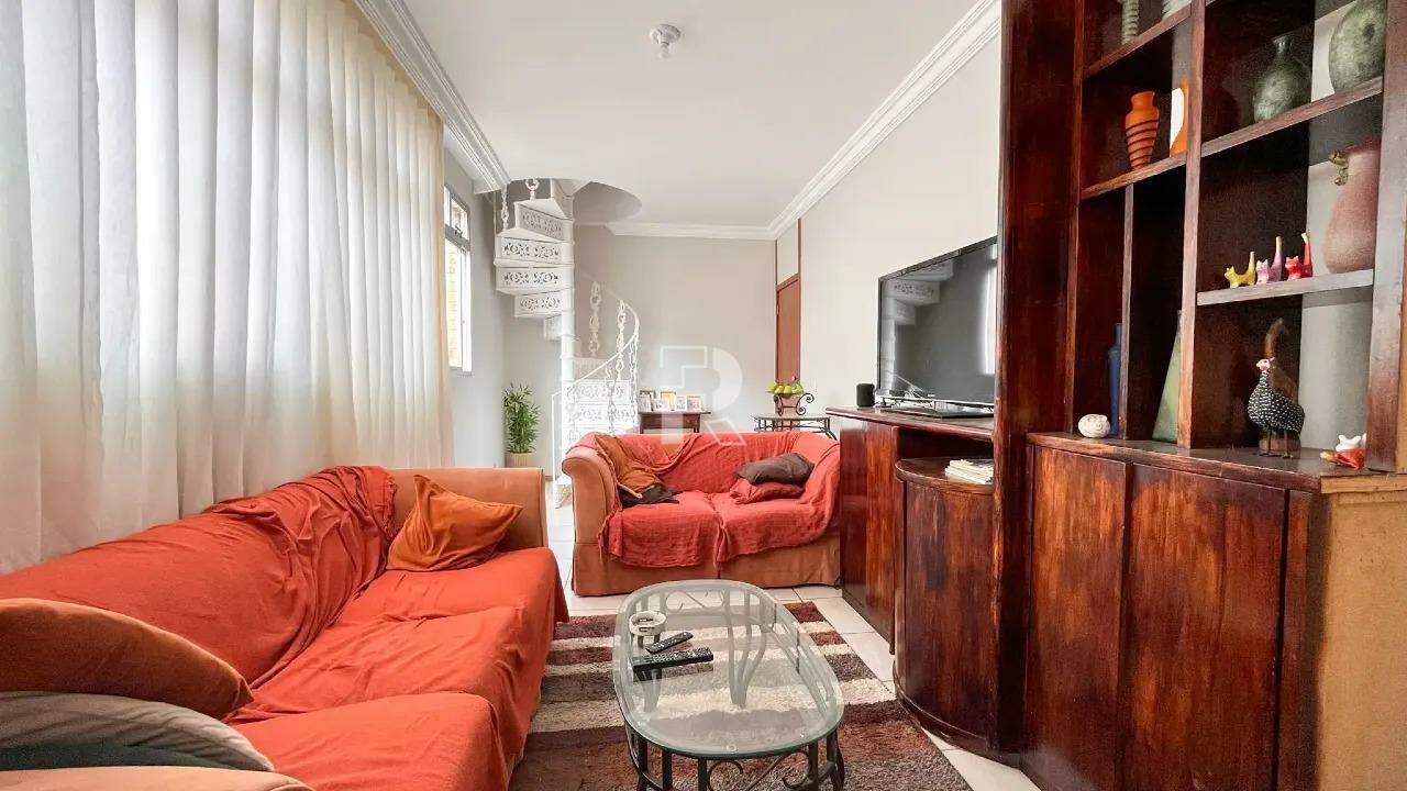 Cobertura Duplex à Venda no Gutierrez – 238m² | 3 Quartos | 1 Suíte | 1 Vaga. 