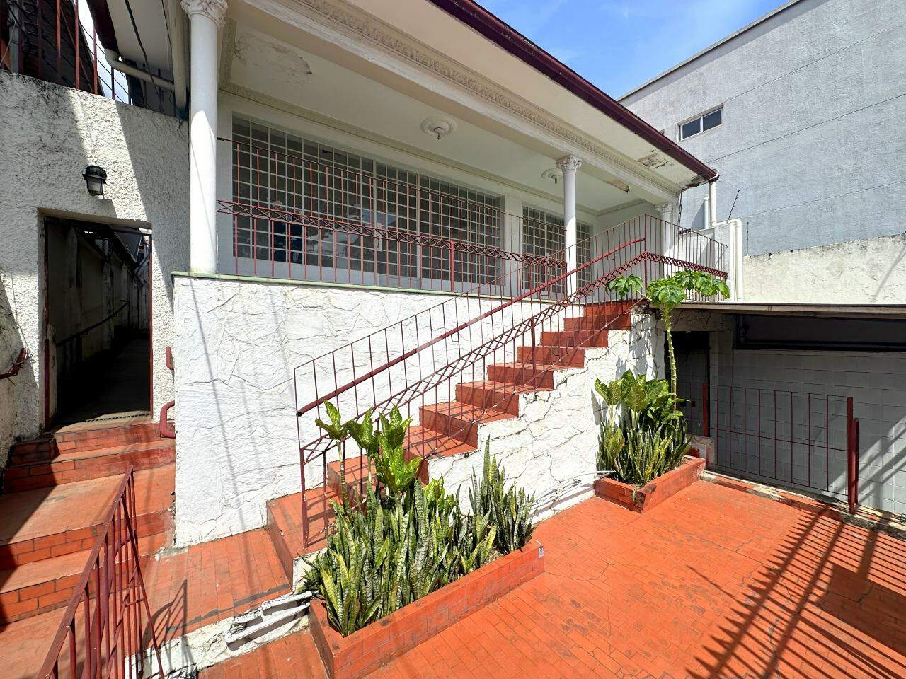 CASA 5 QUARTOS VENDA - BARROCA