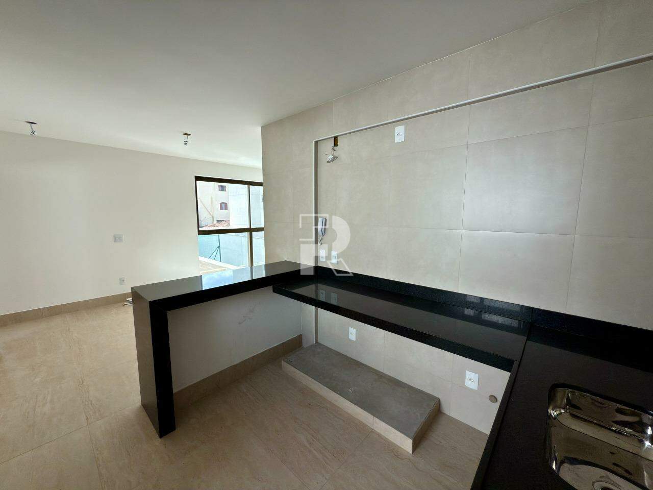 Apartamento à venda, 3 quartos, 1 suíte, 2 vagas, Prado - Belo Horizonte/MG