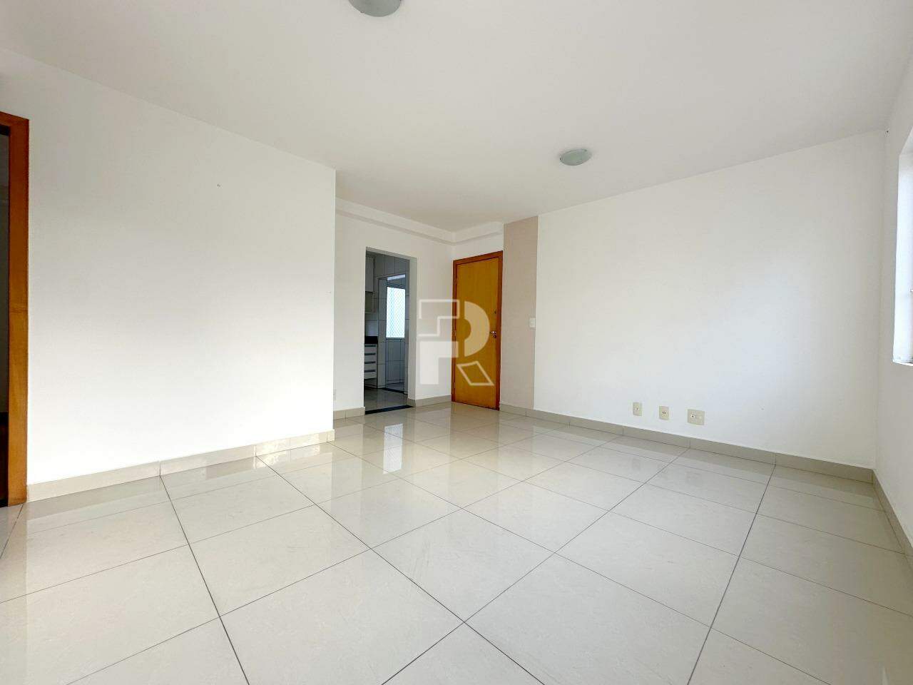 APARTAMENTO 3 QUARTOS VENDA - PRADO
