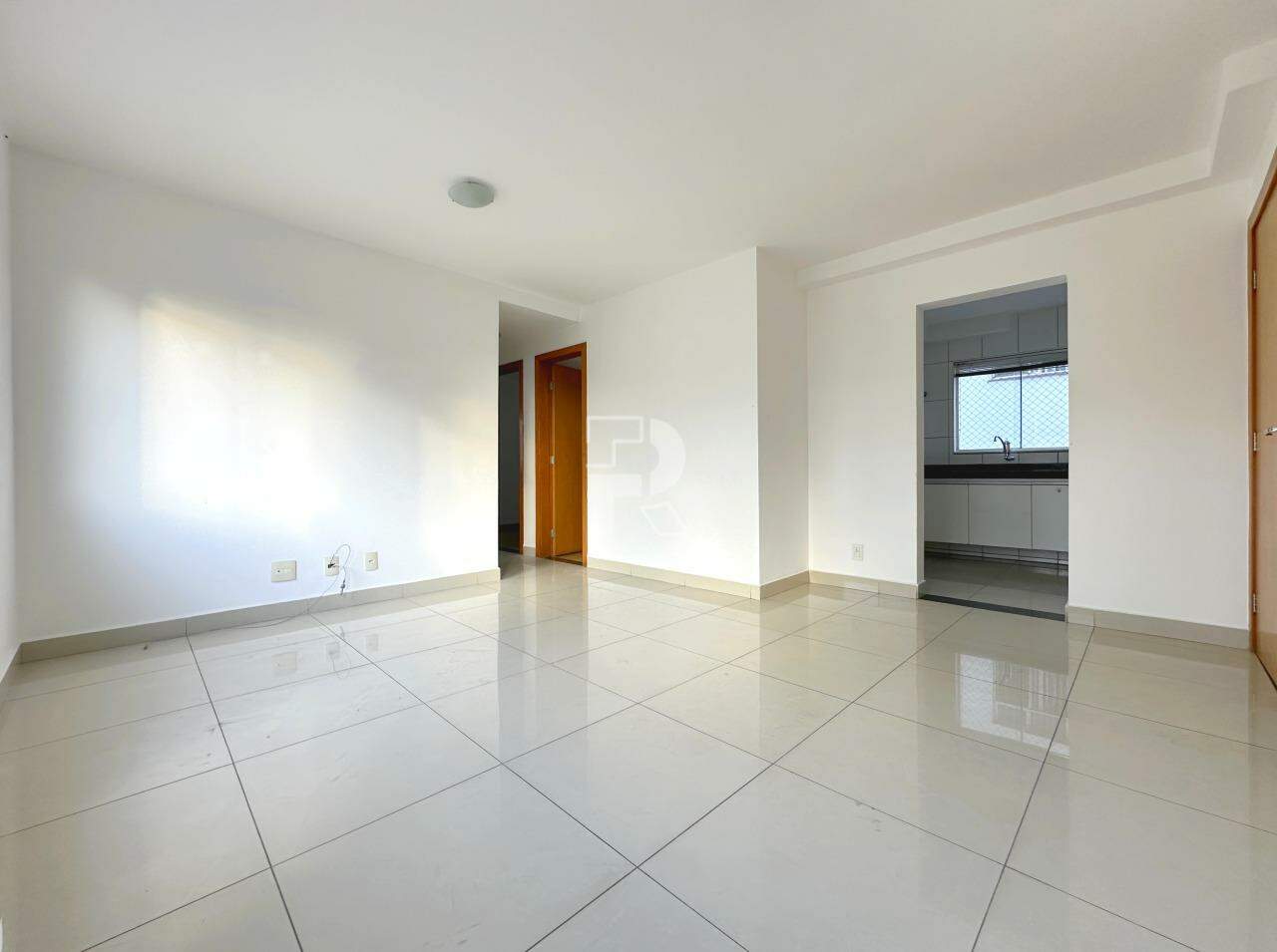 APARTAMENTO 3 QUARTOS VENDA - PRADO