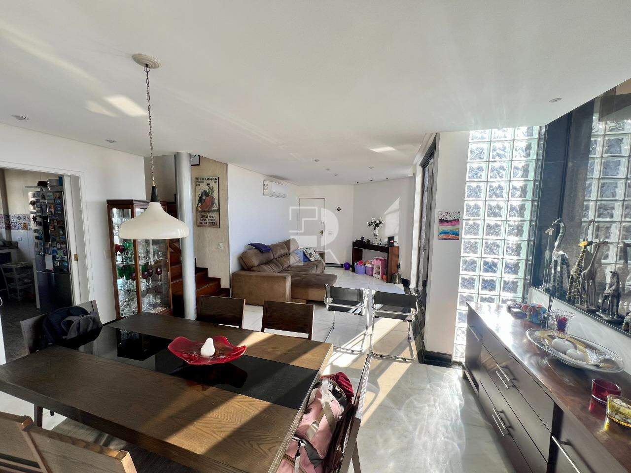 Cobertura Duplex com Vista Definitiva, Piscina Privativa e 4 Vagas – 295m²