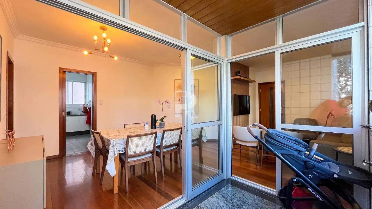 Apartamento 4 Quartos – 118m² – Savassi | 2 Vagas | Lazer e Portaria 24h. 