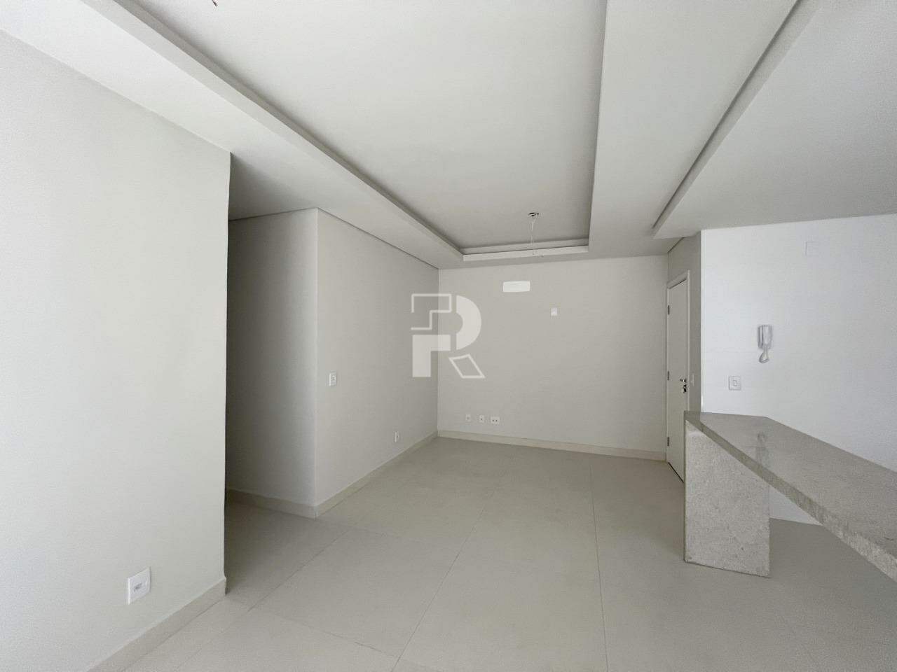 APARTAMENTO COM ÁREA PRIVATIVA 3 QUARTOS À VENDA - PRADO