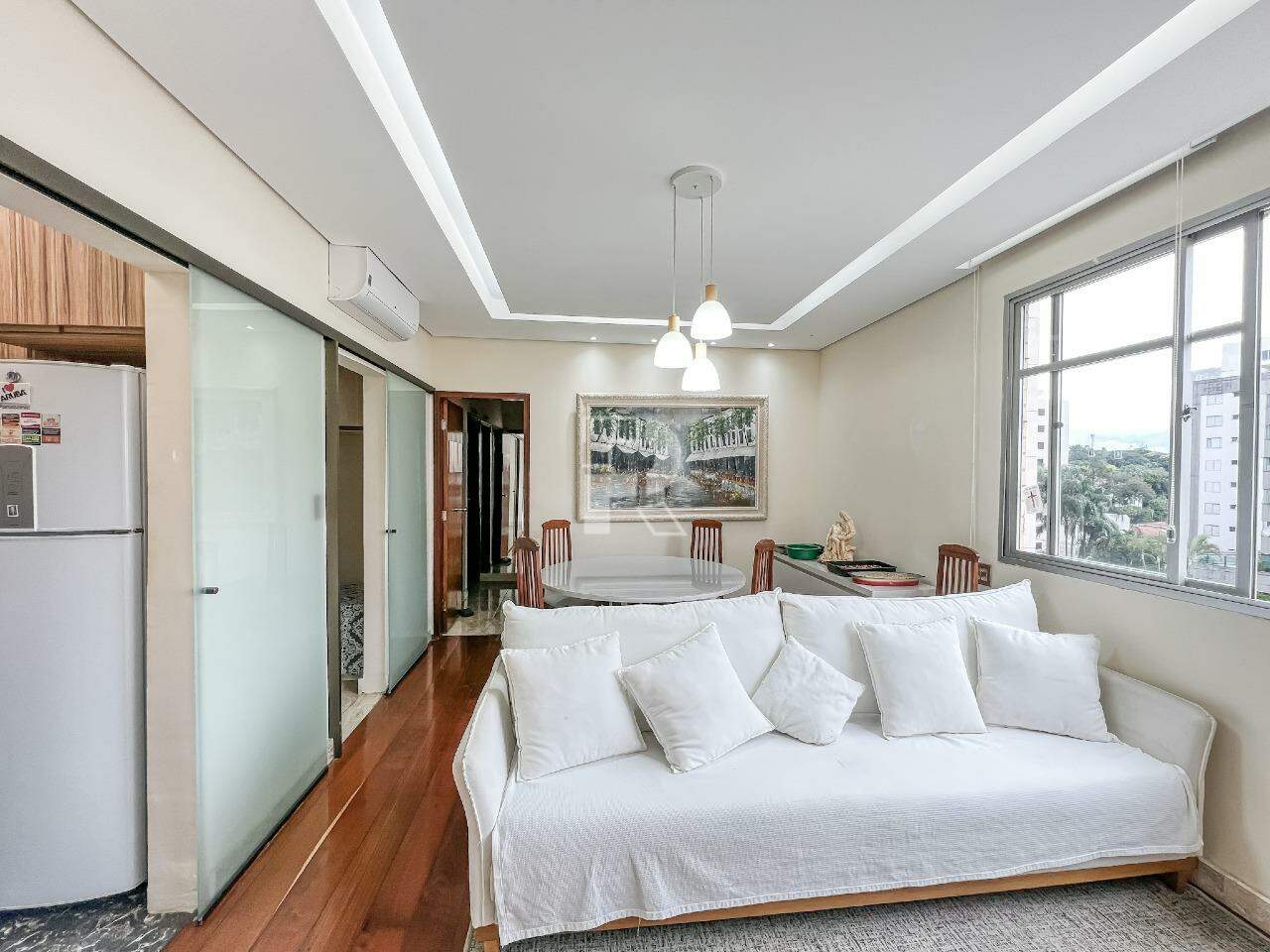 Apartamento à venda, 2 quartos, 1 suíte, 1 vaga, Santo Antônio - Belo Horizonte/MG