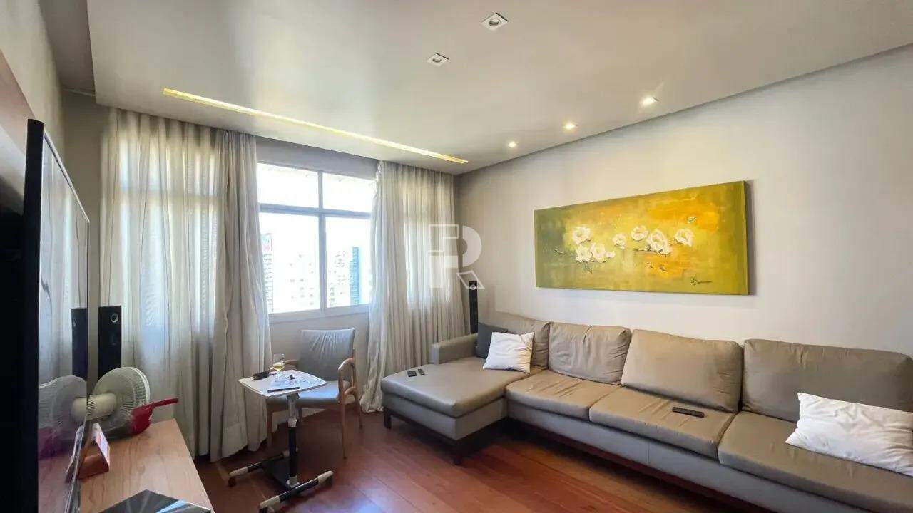 Apartamento à venda, 3 quartos, 1 suíte, 1 vaga, Savassi - Belo Horizonte/MG