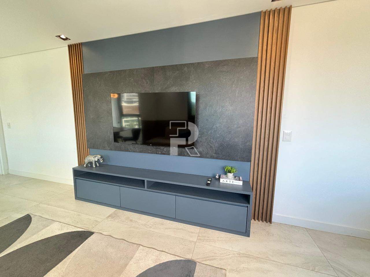 Apartamento mobiliado com 2 Quartos e 2 banheiros à Venda, 82 m² por R$ 1.399.000,00