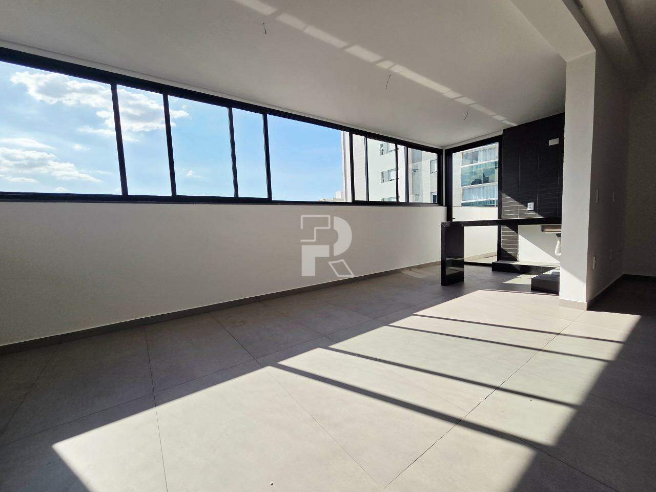 Apartamento 3 dormitórios com 2 vagas, frente, Santo Agostinho - Financiamento aceito