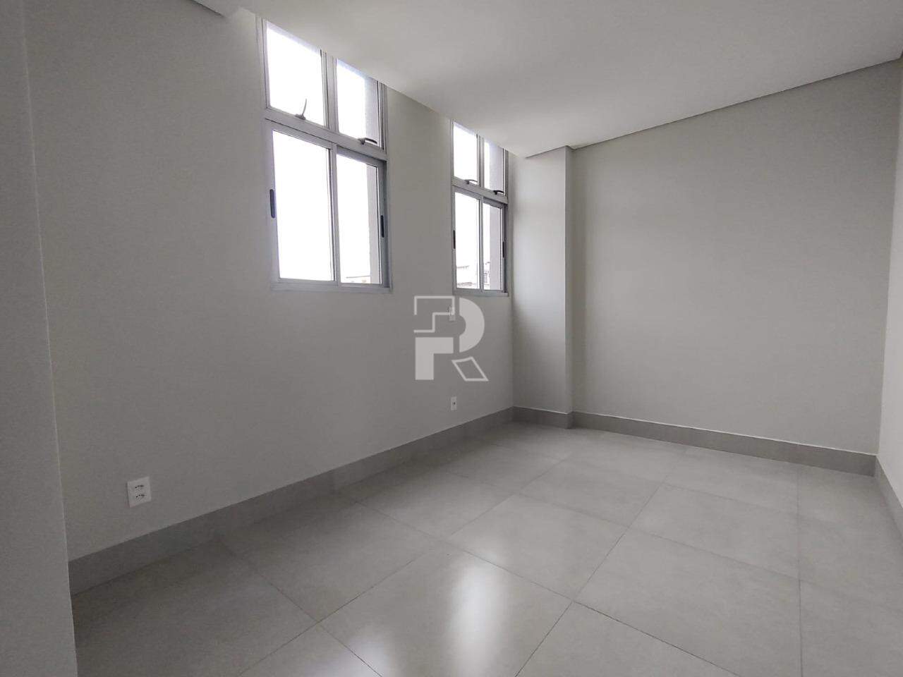 Cobertura Residencial no Centro de Belo Horizonte — 119,44 m², 2 suítes, 2 salas