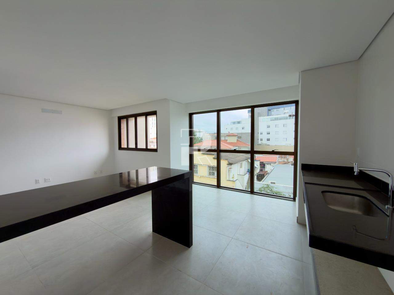 Apartamento à venda, 3 quartos, 1 suíte, 2 vagas, Prado - Belo Horizonte/MG