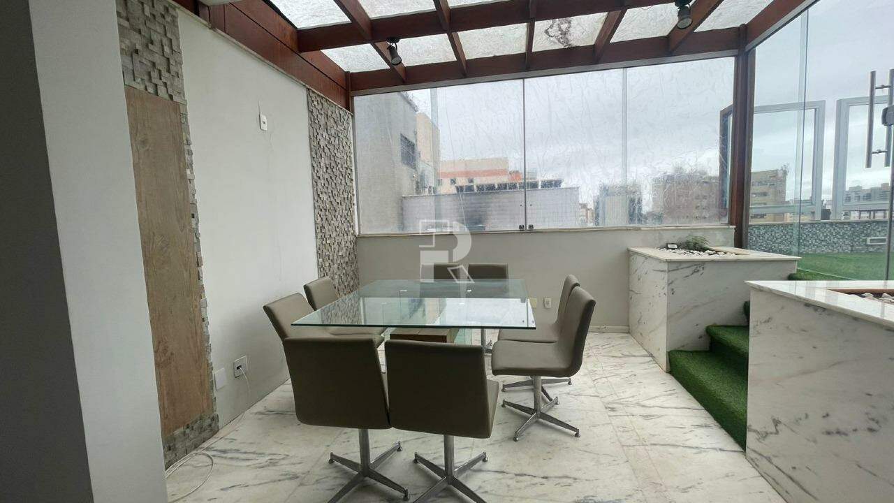 Cobertura à venda, 3 quartos, 1 suíte, 2 vagas, Funcionários - Belo Horizonte/MG