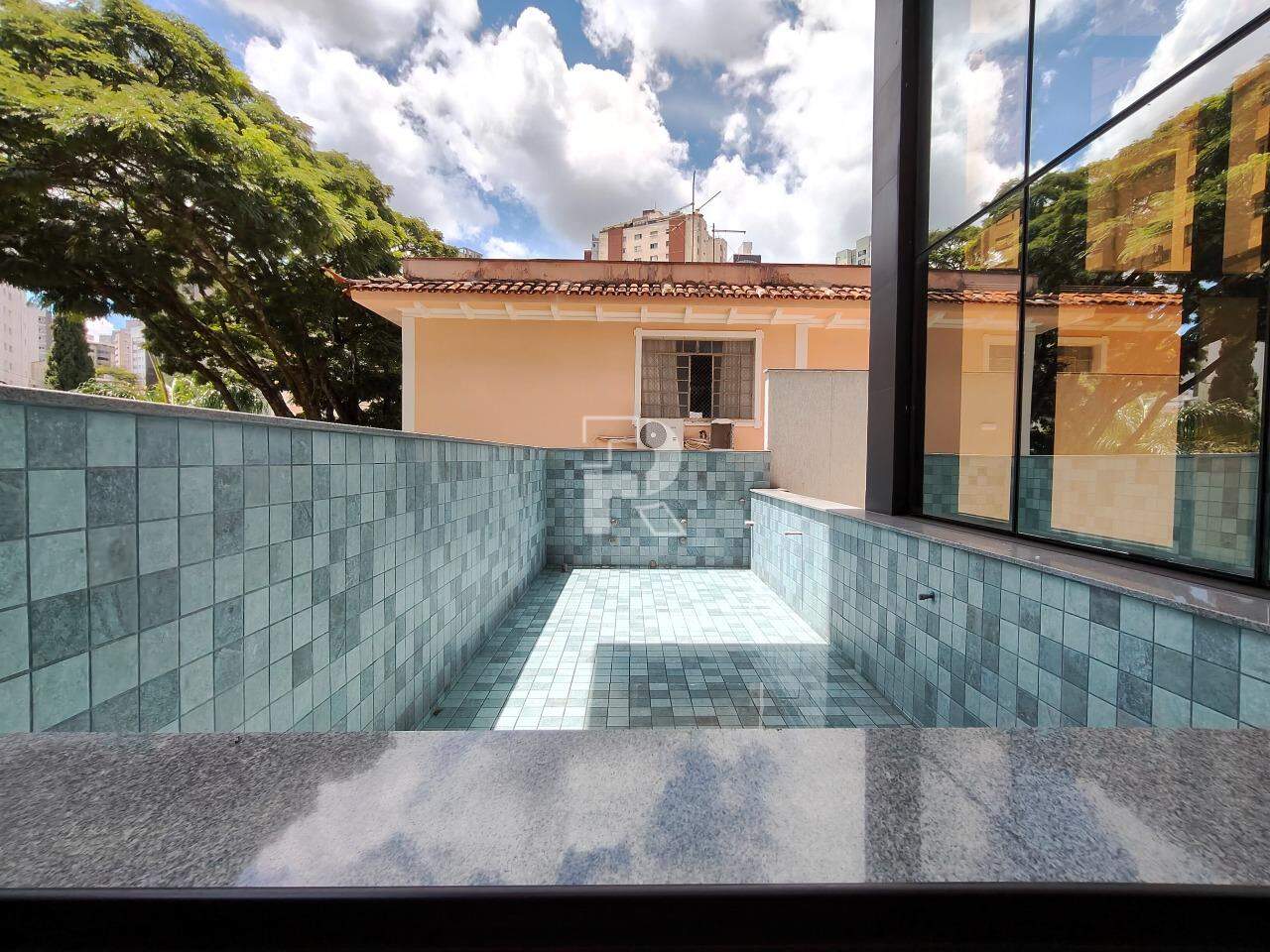 Apartamento à venda, 4 quartos, 4 suítes, 3 vagas, Sion - Belo Horizonte/MG