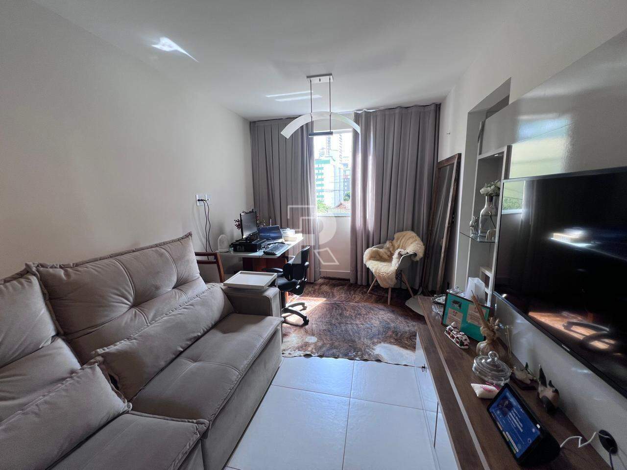 Apartamento à Venda – 2 Suítes | Área Privativa | Todo Mobiliado | Serra | R$ 850 Mil