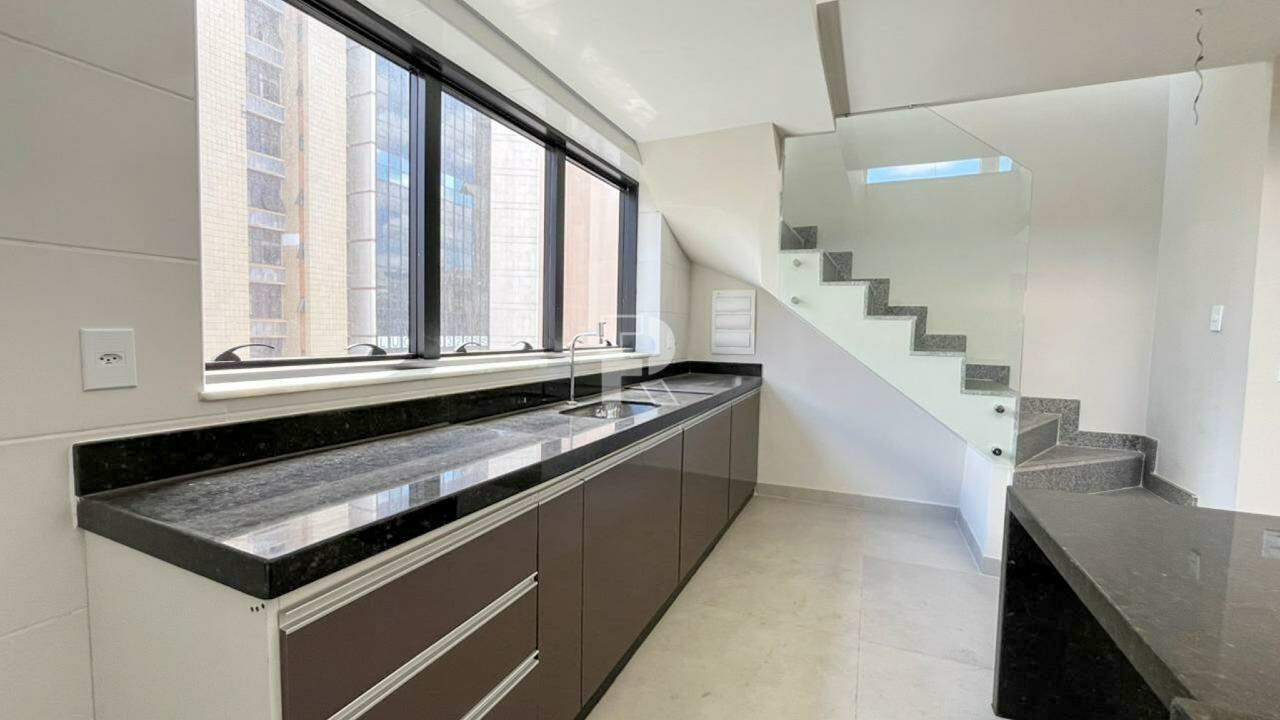 Cobertura à venda, 2 quartos, 2 suítes, 3 vagas, Lourdes - Belo Horizonte/MG