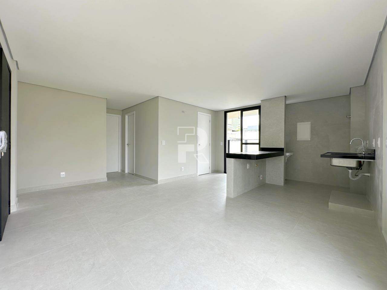APARTAMENTO 2 SUÍTES - SANTO ANTÔNIO