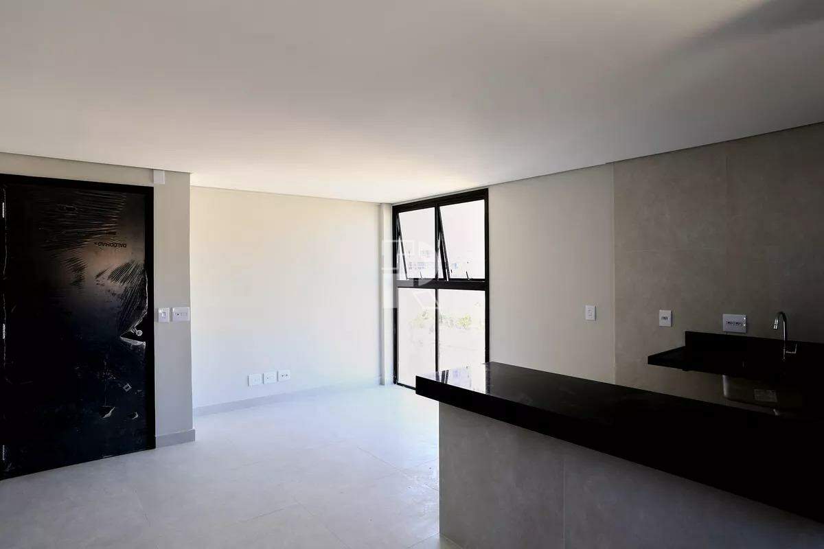 APARTAMENTO 2 SUÍTES - SANTO ANTÔNIO
