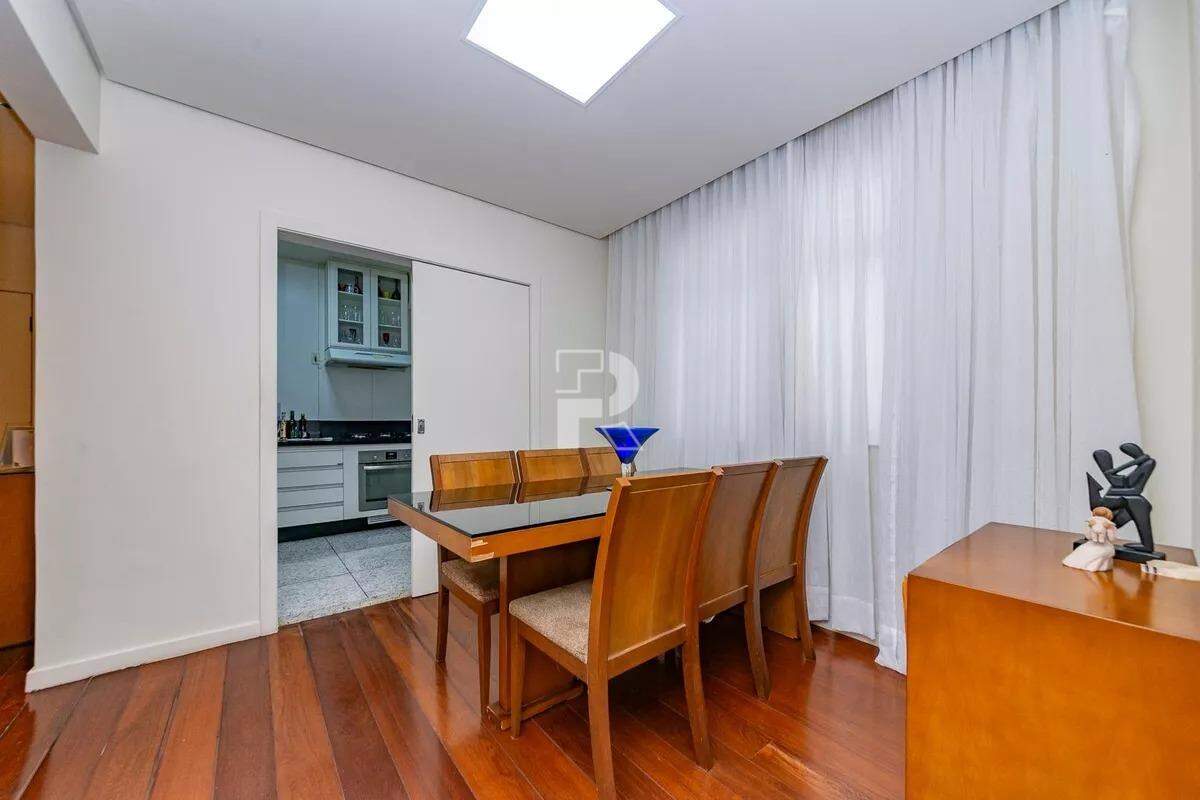 Apartamento à venda, 4 quartos, 1 suíte, 1 vaga, Coração de Jesus - Belo Horizonte/MG