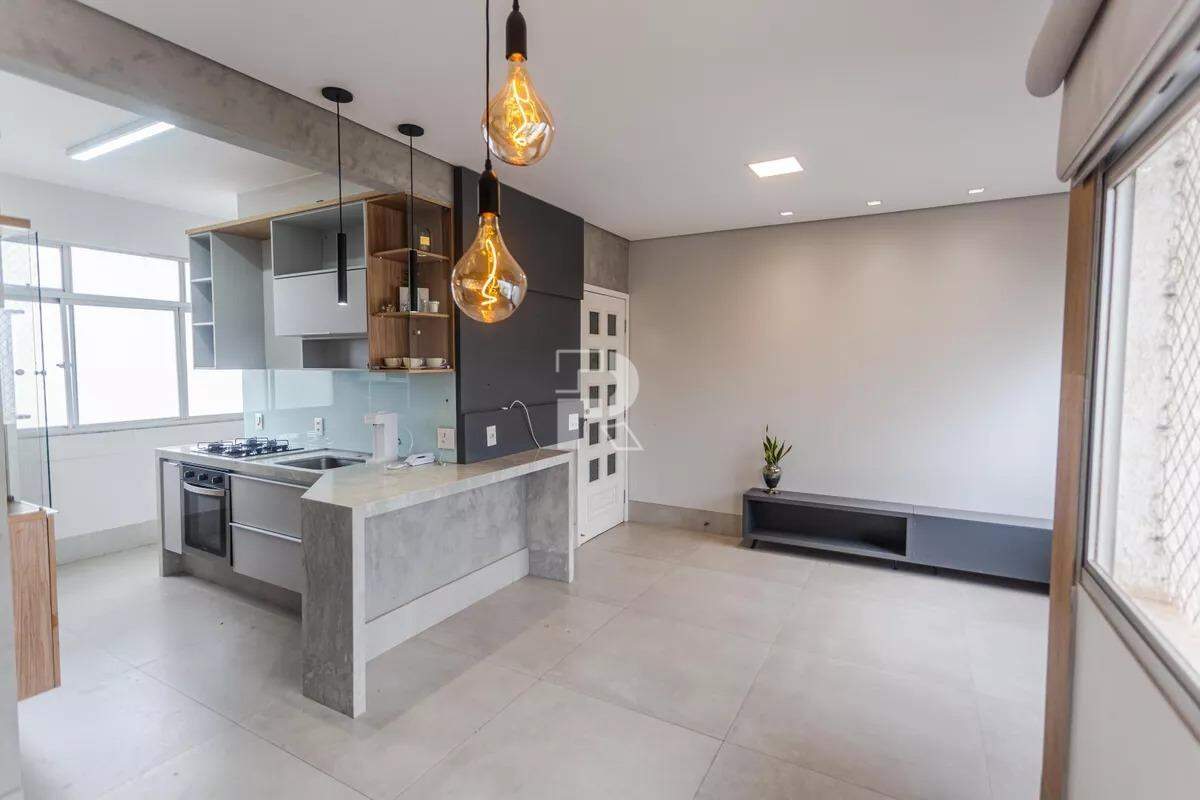 Apartamento à venda, 2 quartos, 1 suíte, 1 vaga, Lourdes - Belo Horizonte/MG