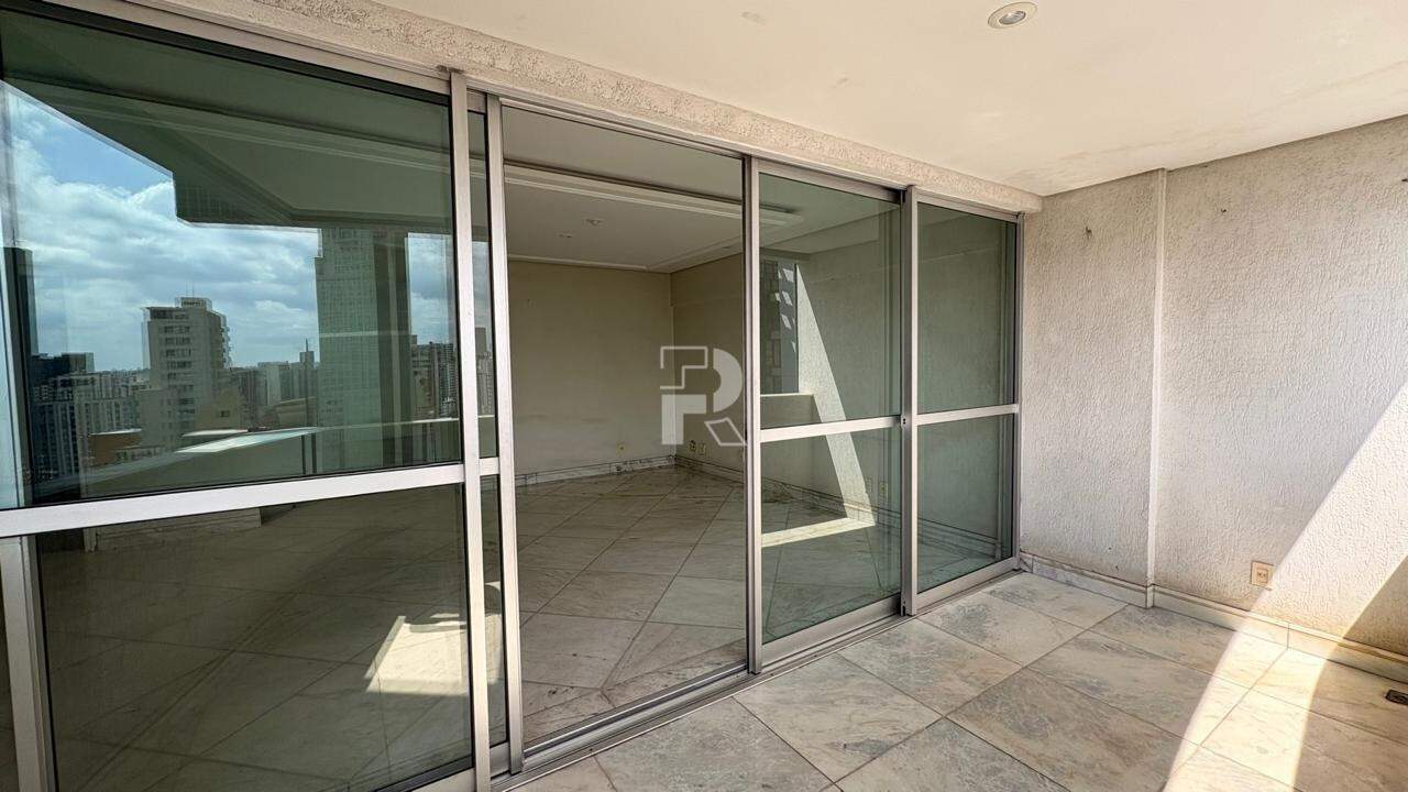 Cobertura à Venda – 3 Quartos, 1 Suíte, 2 Vagas – Lourdes – 204m²