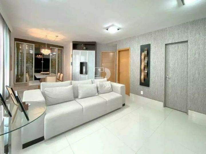 Apartamento à venda na Savassi, com 4 quartos (3 suítes) e 3 vagas 