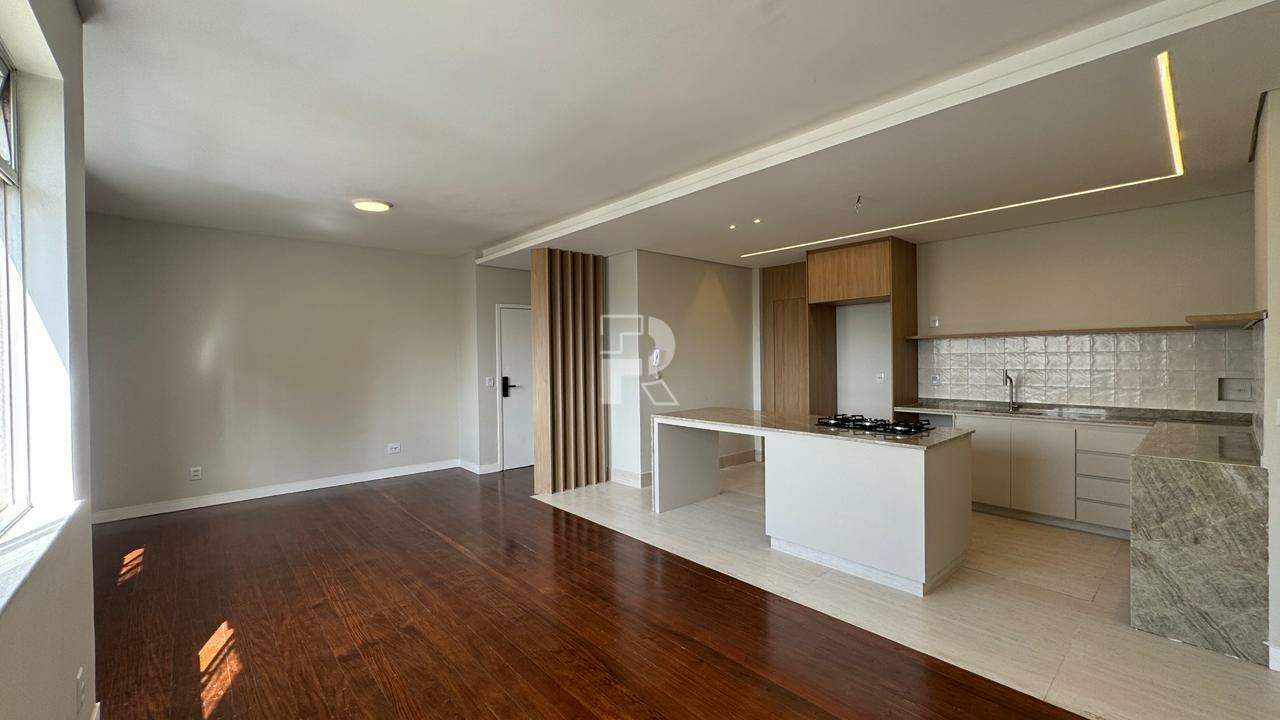 Apartamento à venda, 3 quartos, 1 suíte, 1 vaga, Savassi - Belo Horizonte/MG
