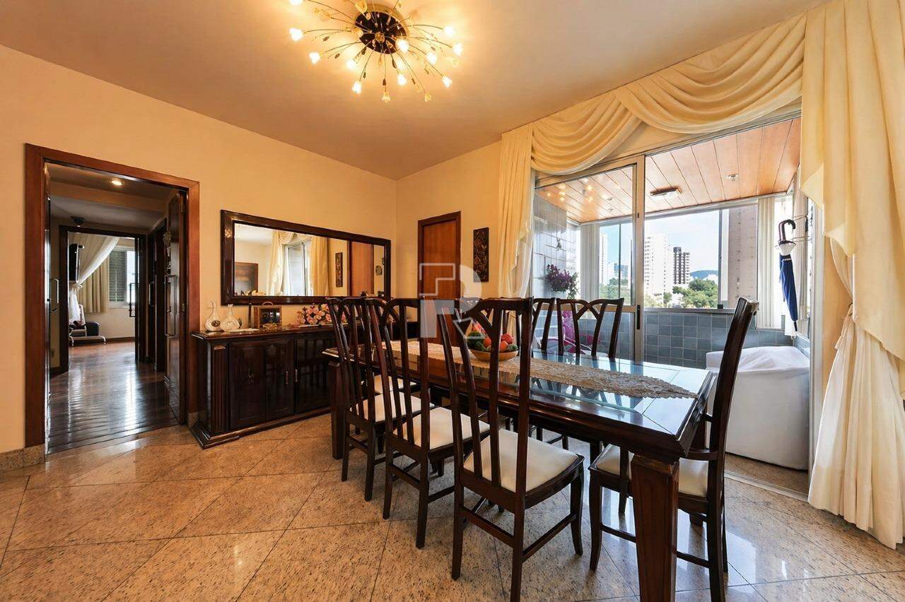 Apartamento à venda, 4 quartos, 1 suíte, 2 vagas, Funcionários - Belo Horizonte/MG