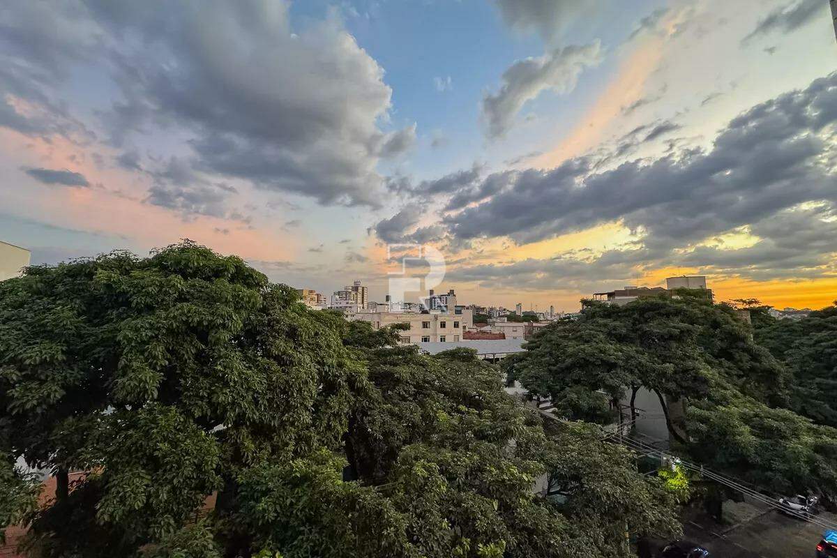 APARTAMENTO 3 QUARTOS À VENDA – PRADO
