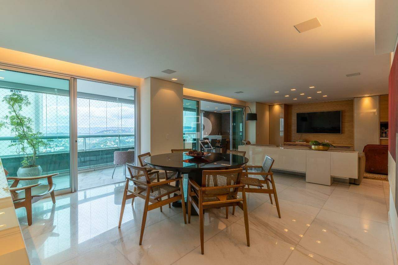 Apartamento à venda, 4 quartos, 4 suítes, 4 vagas, Vila da Serra - Nova Lima/MG
