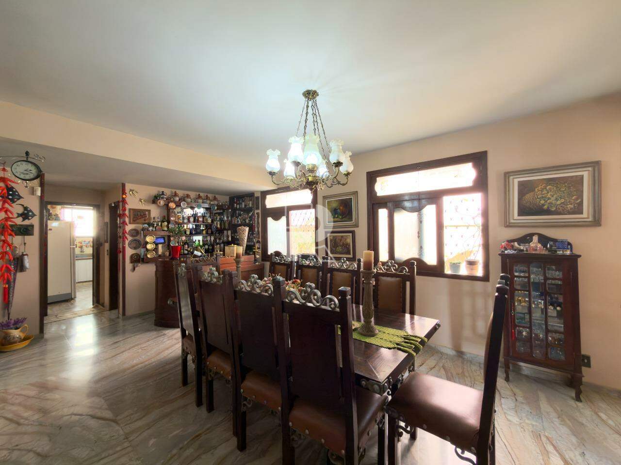 Casa à venda 374m² por R$ 2.000.000,00