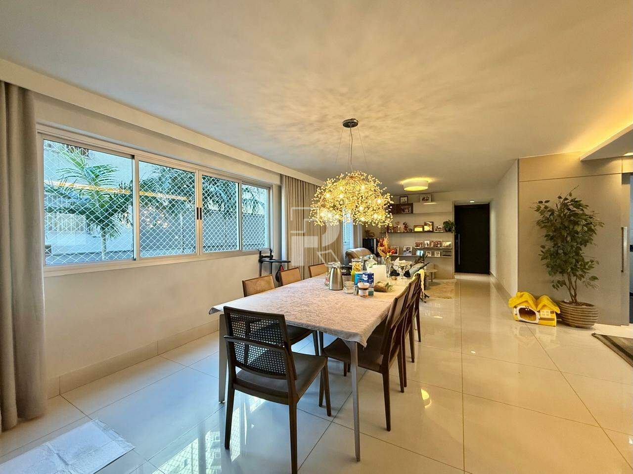 Apartamento à venda, 4 quartos, 2 suítes, 3 vagas, São Pedro - Belo Horizonte/MG
