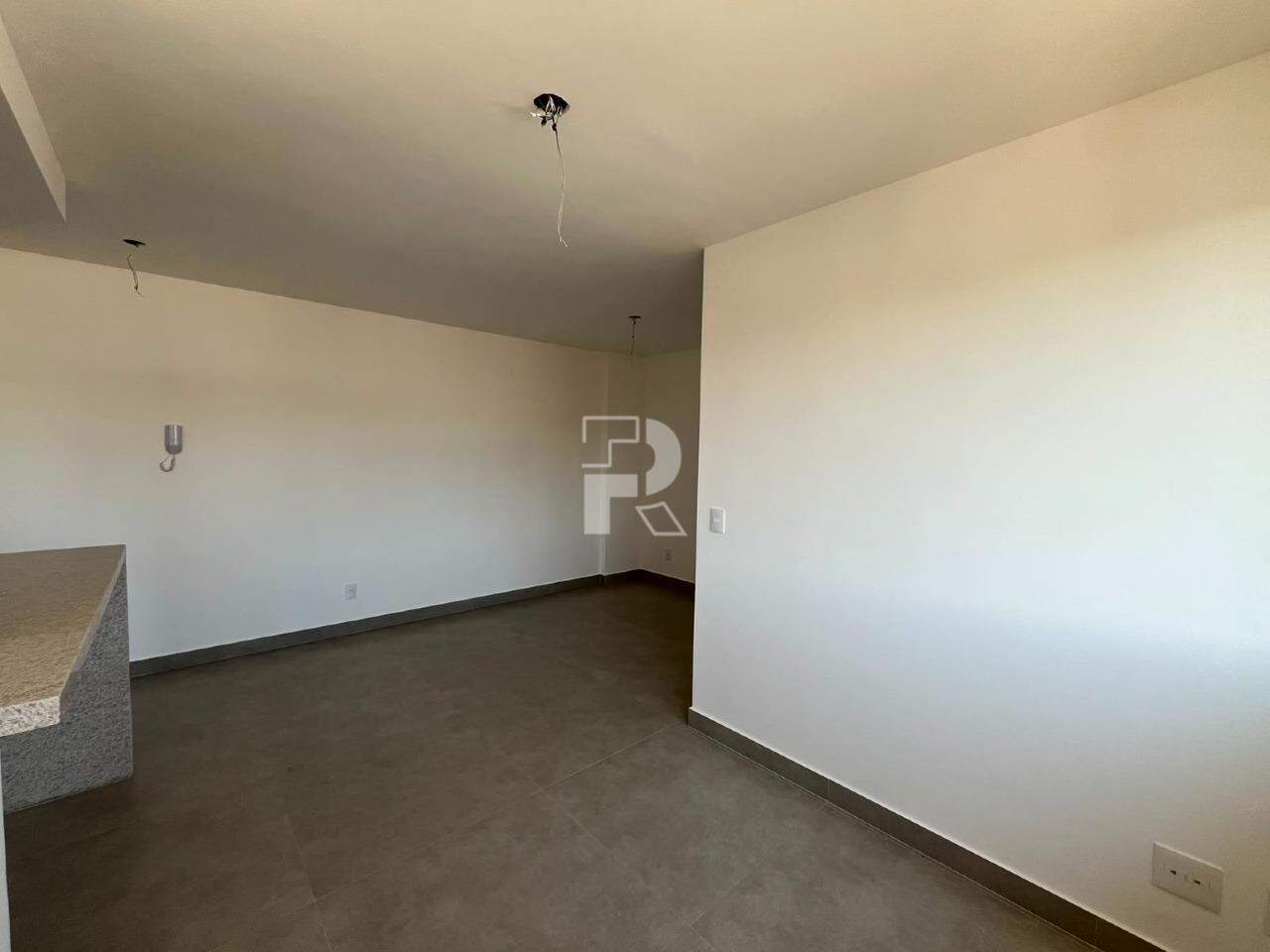 Apartamento à venda, 3 quartos, 1 suíte, 2 vagas, Prado - Belo Horizonte/MG