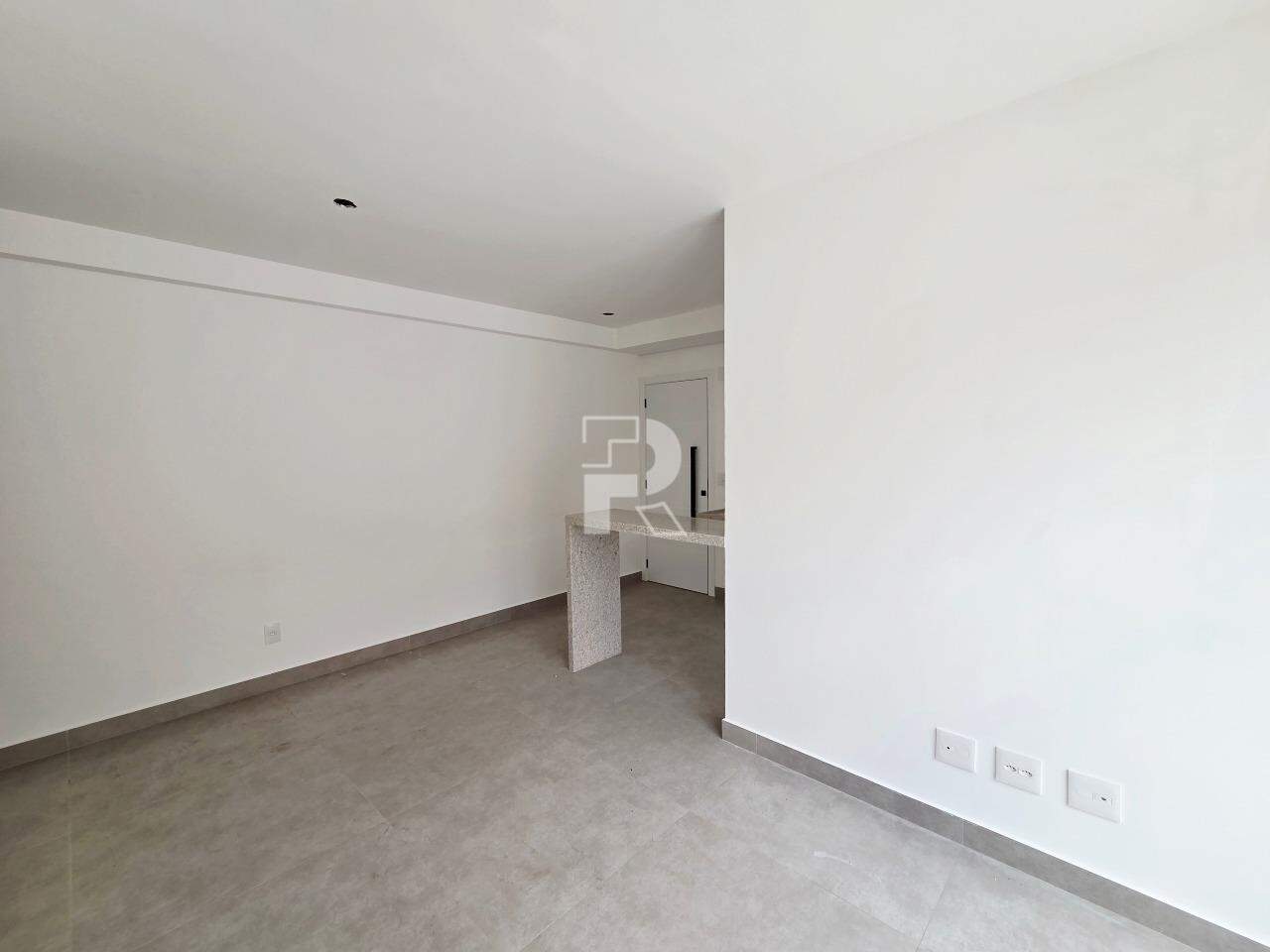 Apartamento de área privativa com 2 quartos (2 suítes) e lavabo, 2 vagas, no Funcionários