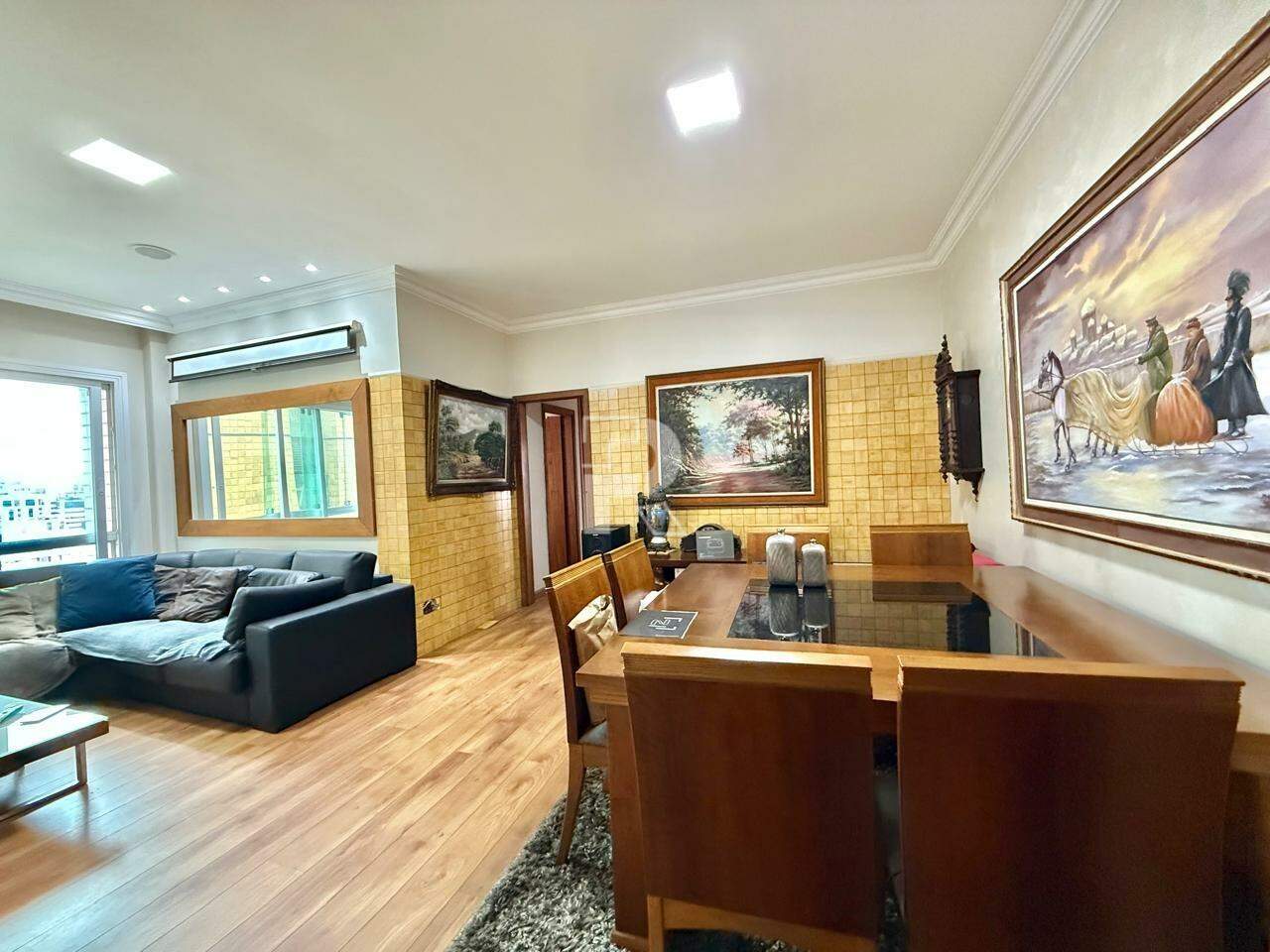 Apartamento à venda, 3 quartos, 1 suíte, 2 vagas, Savassi - Belo Horizonte/MG