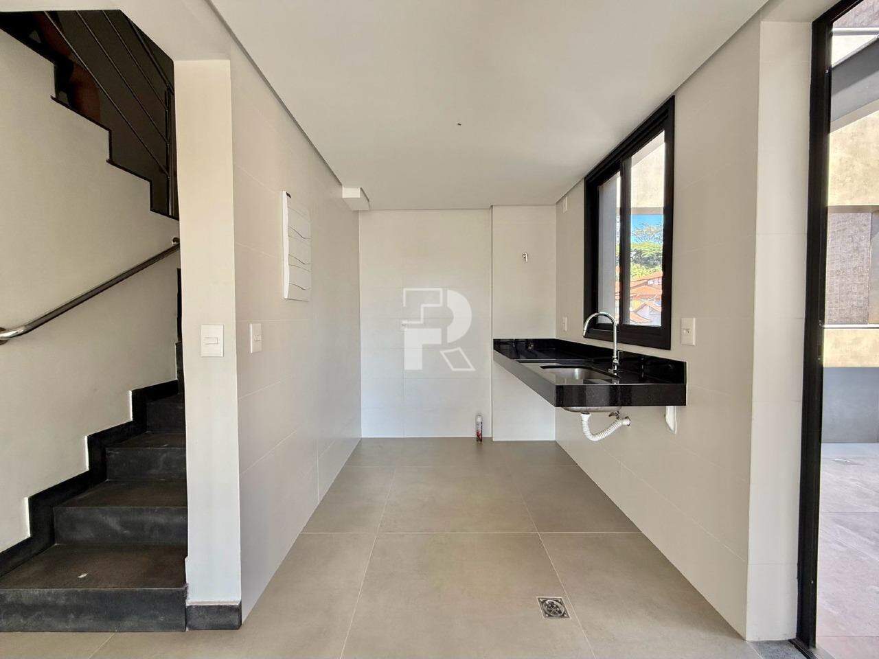 Cobertura à venda, 2 quartos, 2 suítes, 2 vagas, Santo Antônio - Belo Horizonte/MG