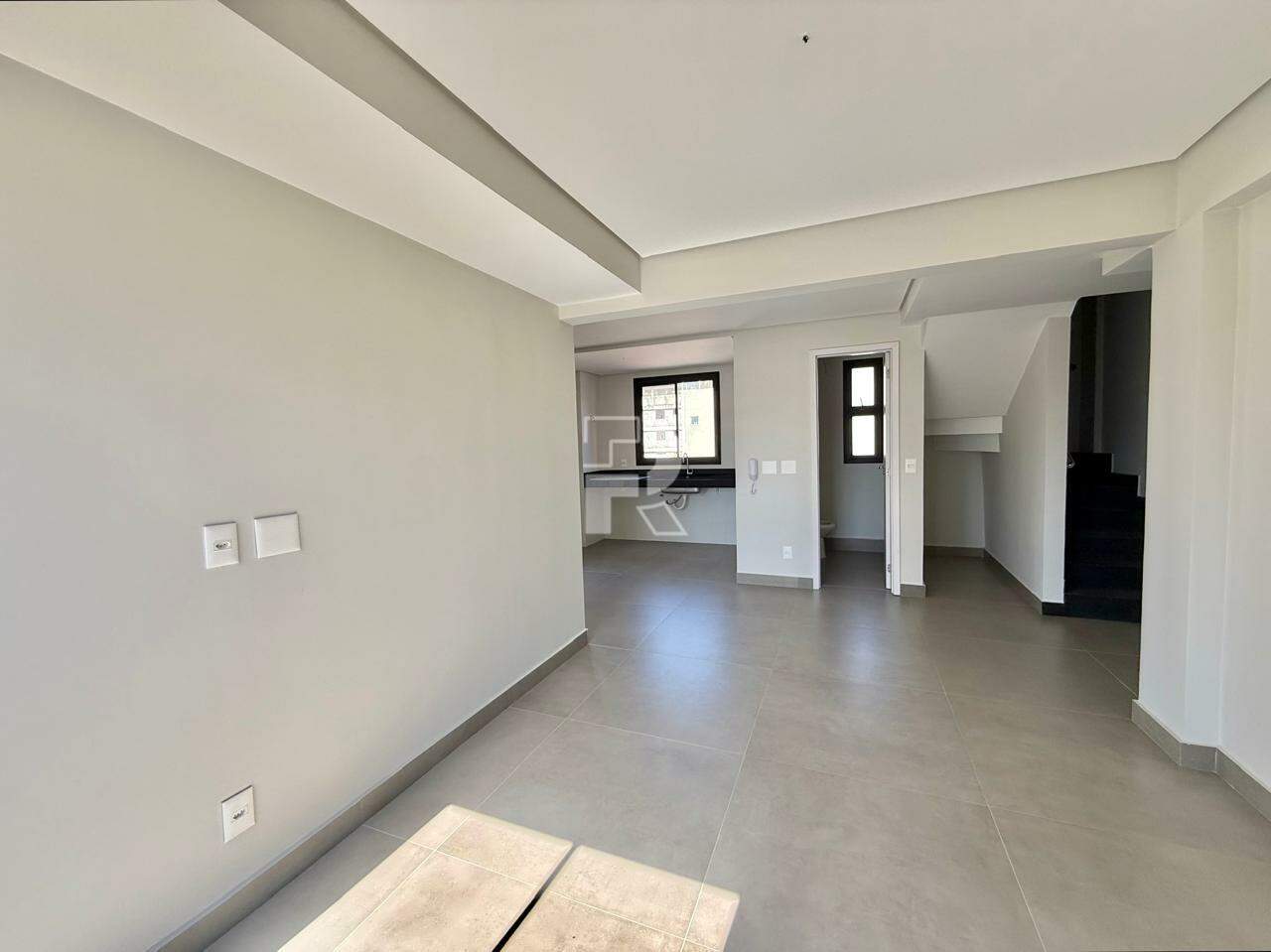 Cobertura à venda, 3 quartos, 2 suítes, 2 vagas, Santo Antônio - Belo Horizonte/MG