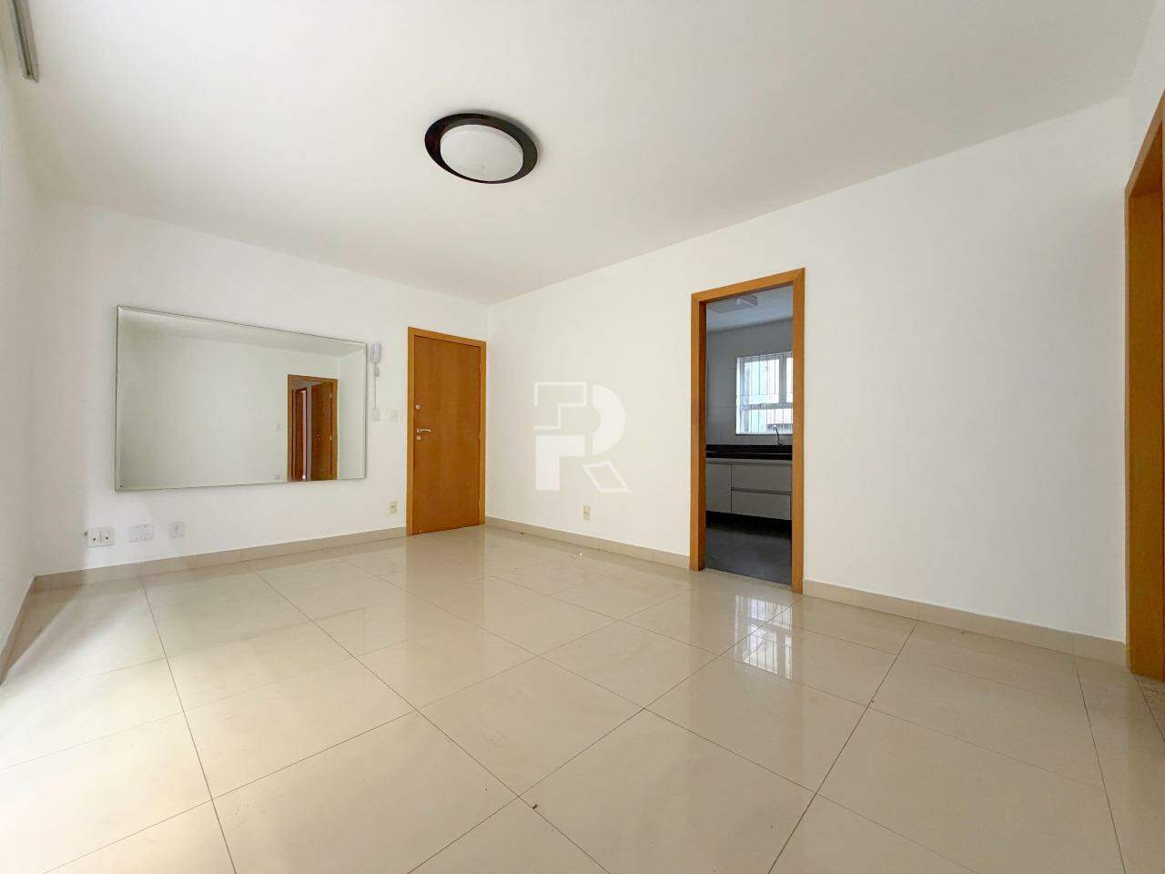 ÁREA PRIVATIVA 3 QUARTOS - BAIRRO PRADO