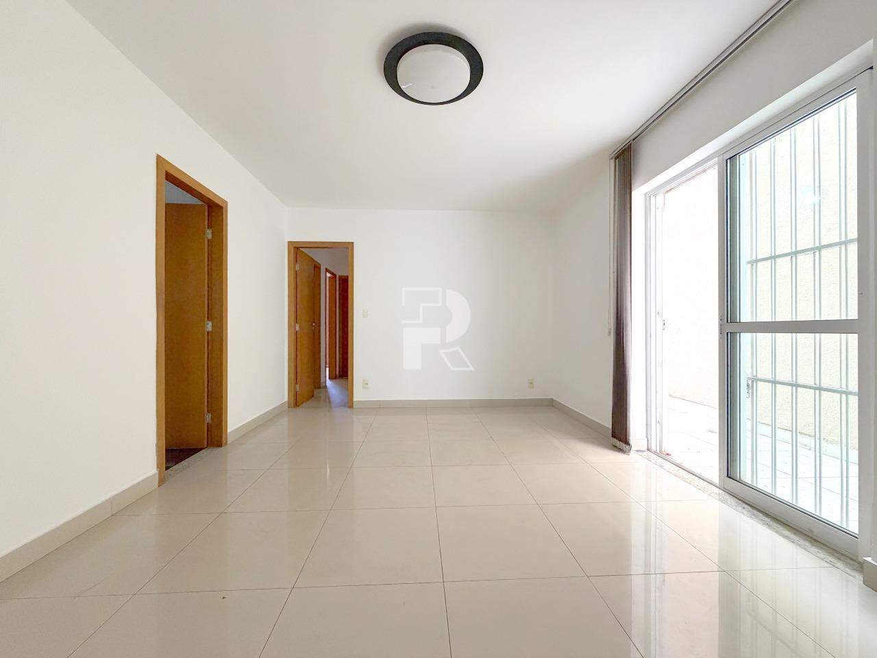 ÁREA PRIVATIVA 3 QUARTOS - BAIRRO PRADO