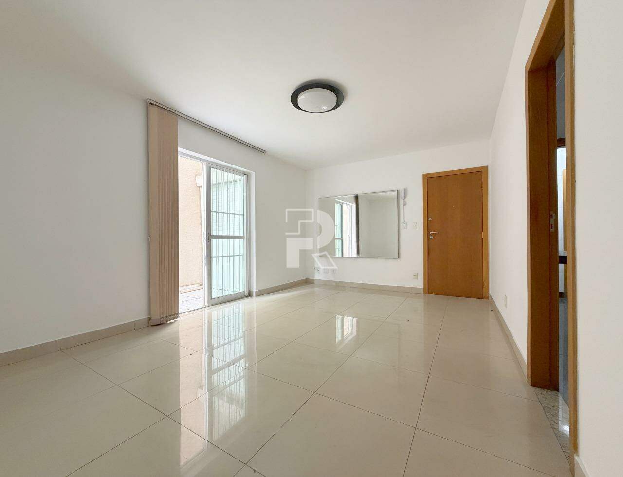 ÁREA PRIVATIVA 3 QUARTOS - BAIRRO PRADO
