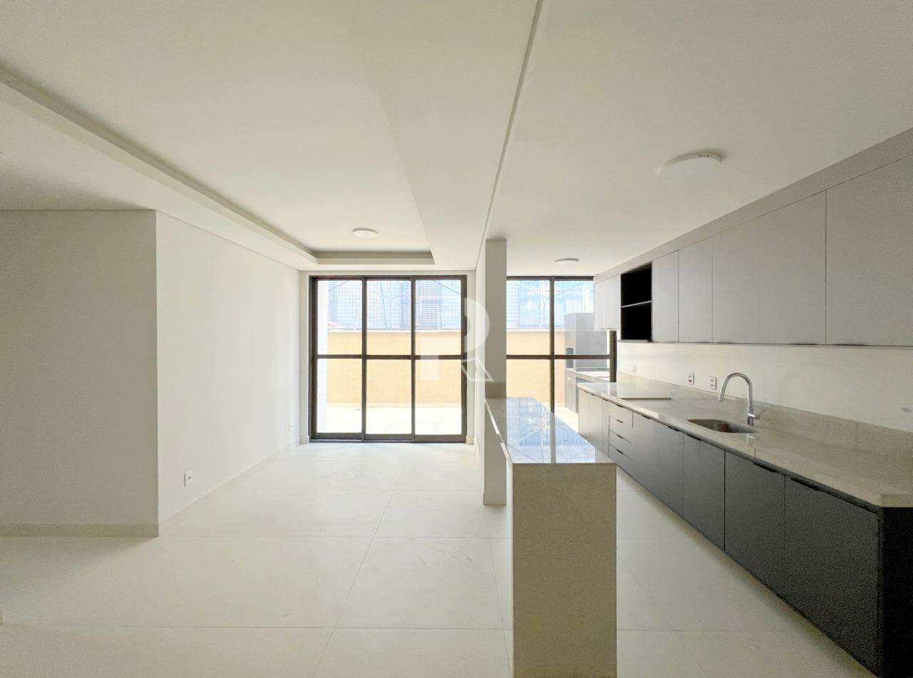 APARTAMENTO COM ÁREA PRIVATIVA 3 QUARTOS PRADO ALUGUEL