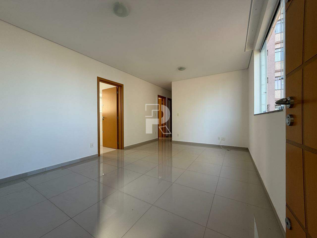 APARTAMENTO 3 QUARTOS À VENDA BARROCA